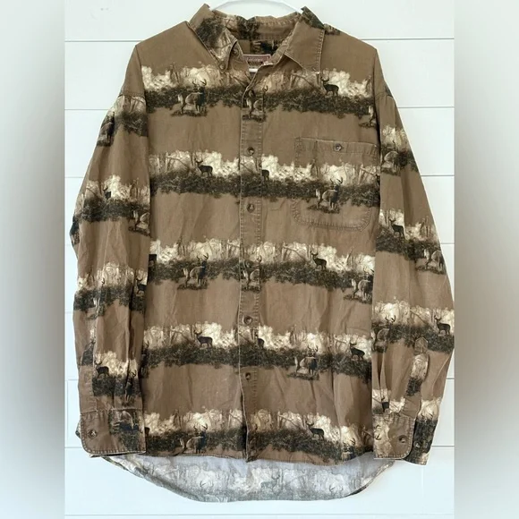 Cabela’s Outfitters Series Deer Hunting Print Button Shirt Mens L Brown Outdoors - Picture 3 of 13